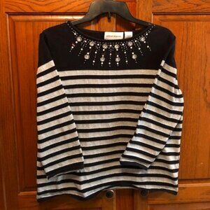 Alfred Dunner Women's Black and Silver Sweater Size S